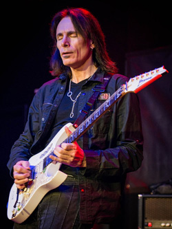 Steve Vai