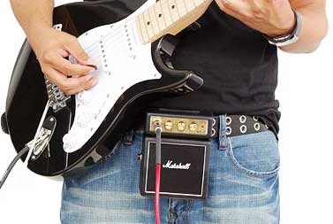 Portable store guitar speaker