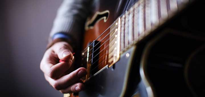 8 Steps to Learn Guitar: How to Learn Guitar for Beginners - Guitar Gear Finder