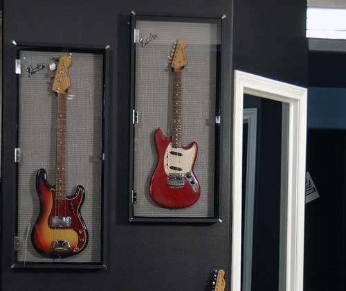 Guitar wall cabinet