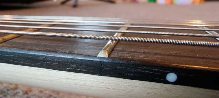 Donner DST-200 Fret closeup