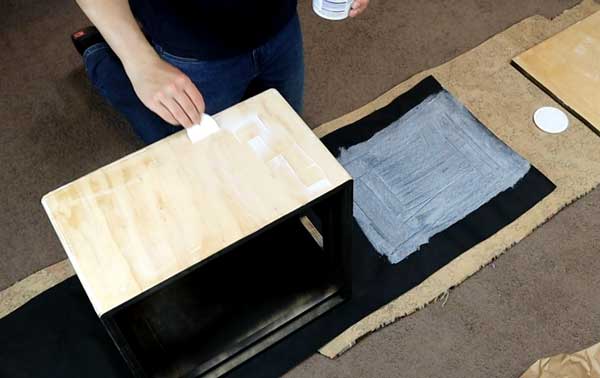 Contact adhesive for Tolex