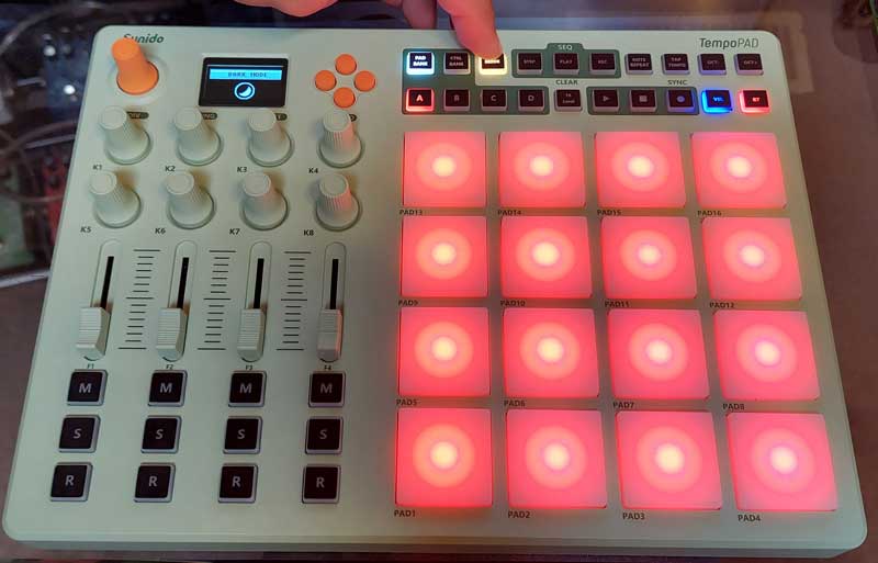 Synido TempoPAD C16 Wireless MIDI Controller Review - Guitar Gear